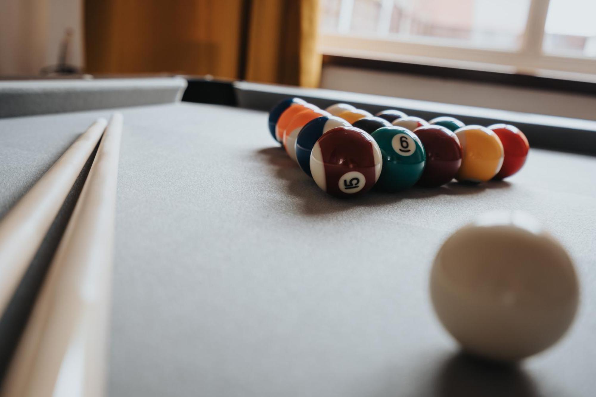 Comfy 3Br Home - Pool Table - Games - Sleeps 8 Manchester Ngoại thất bức ảnh