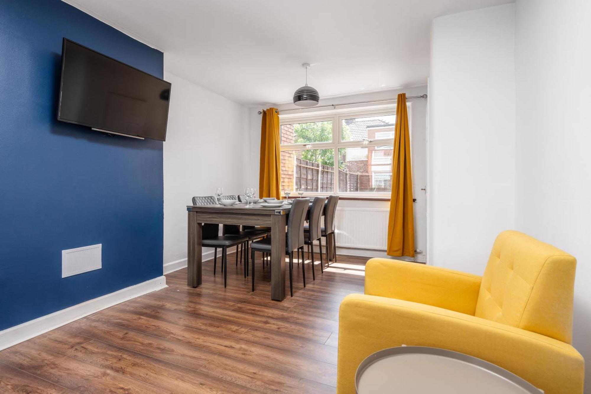 Comfy 3Br Home - Pool Table - Games - Sleeps 8 Manchester Ngoại thất bức ảnh
